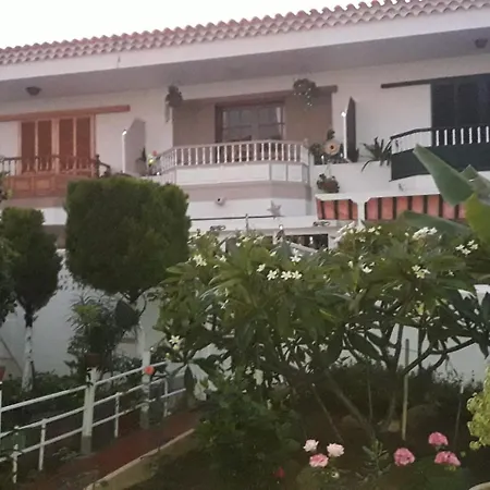 Holiday Calle Del Cardon Tatil Evi *